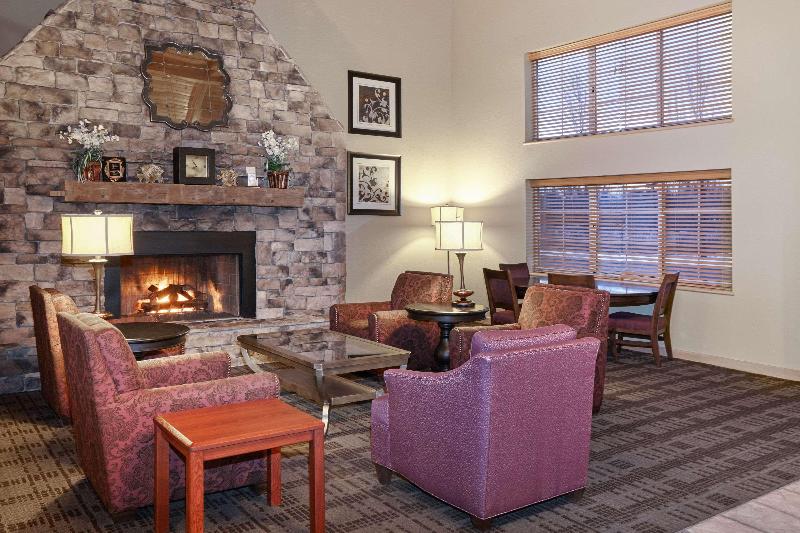 בית מלון כפרי Americinn By Wyndham Douglas/saugatuck