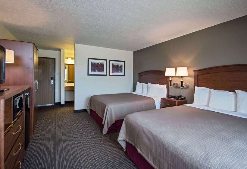 בית מלון כפרי Americinn By Wyndham Grundy Center