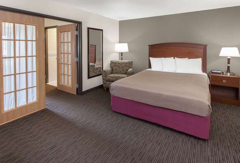 בית מלון כפרי Americinn By Wyndham Grundy Center