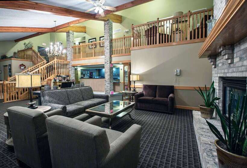 호텔 Americinn By Wyndham Iowa Falls