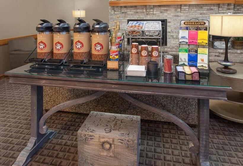 호텔 Americinn By Wyndham Iowa Falls