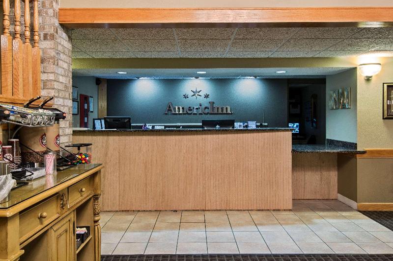 호텔 Americinn By Wyndham Iowa Falls