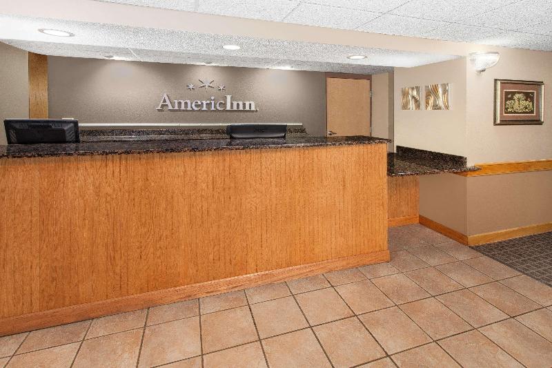 호텔 Americinn By Wyndham Iowa Falls