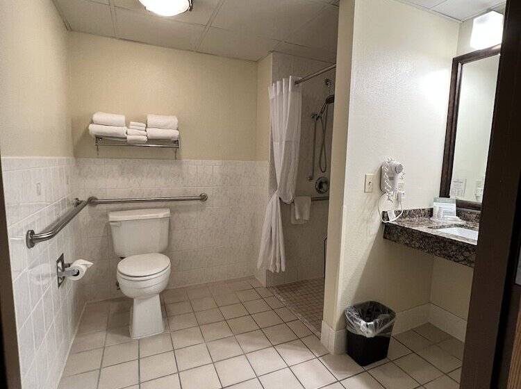 호텔 Americinn By Wyndham Iowa Falls