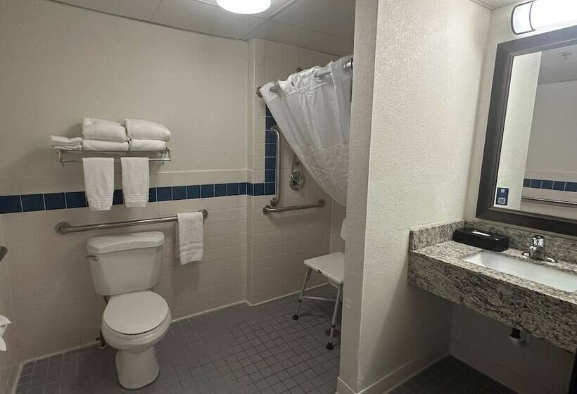 هتل Americinn By Wyndham Menominee