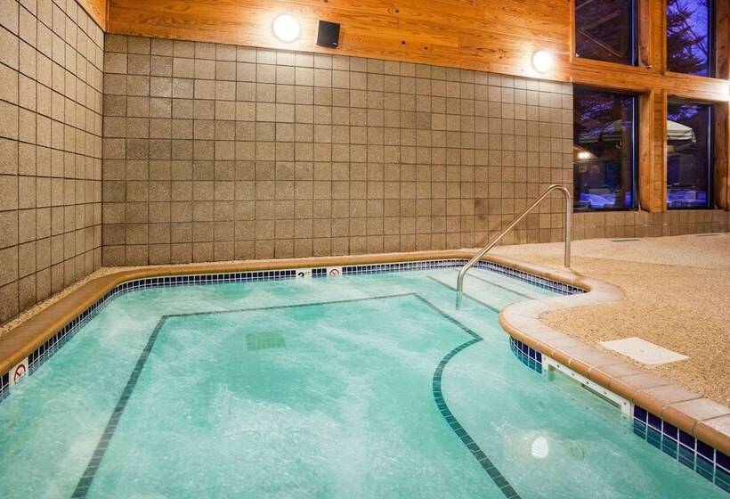 فندق Americinn By Wyndham Mora