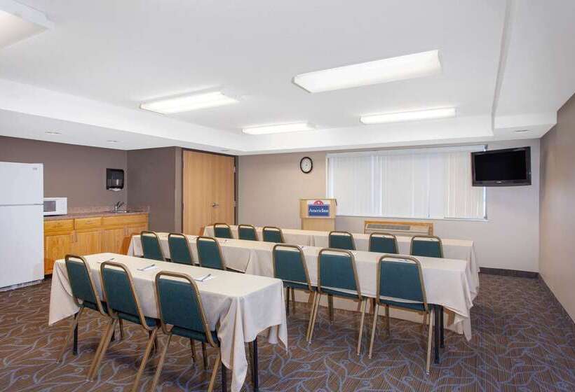 Szálloda Americinn By Wyndham North Branch