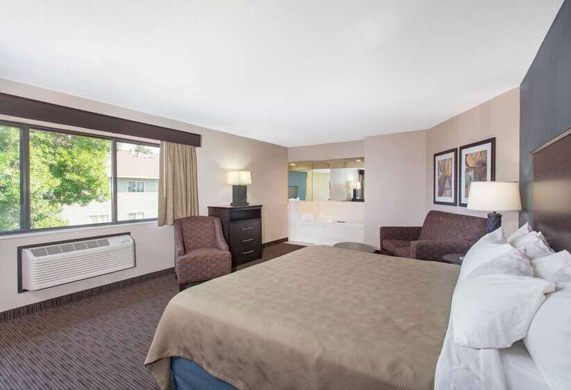 ホテル Americinn By Wyndham North Branch