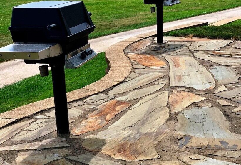 호텔 Americinn By Wyndham Okoboji