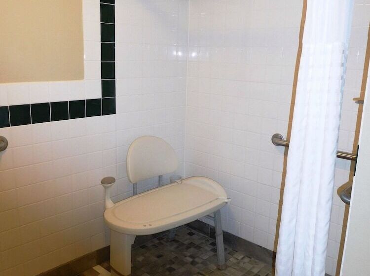 호텔 Americinn By Wyndham Okoboji