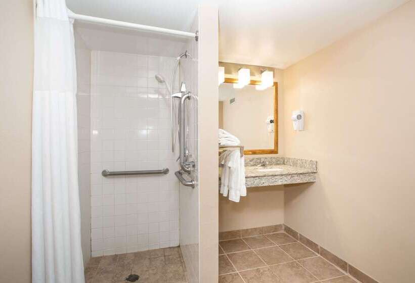 هتل Americinn By Wyndham Sioux City