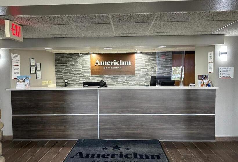 호텔 Americinn By Wyndham Stuart