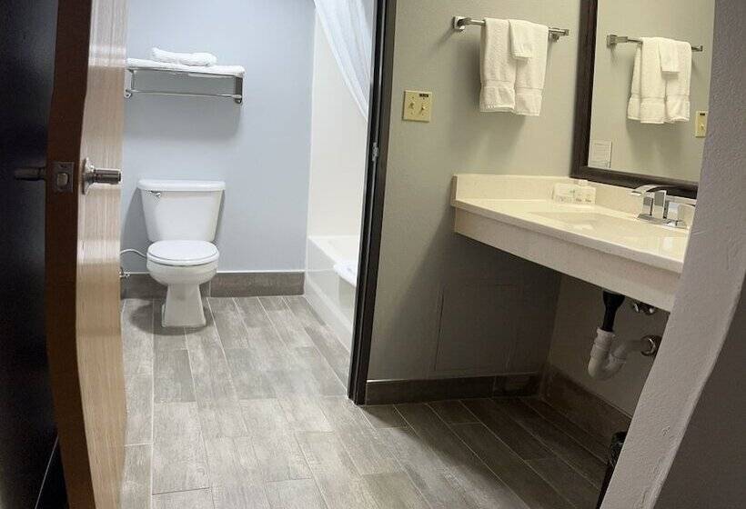 호텔 Americinn By Wyndham Stuart