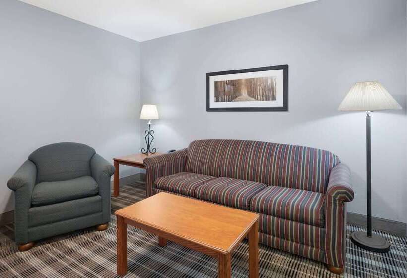 호텔 Americinn By Wyndham Stuart