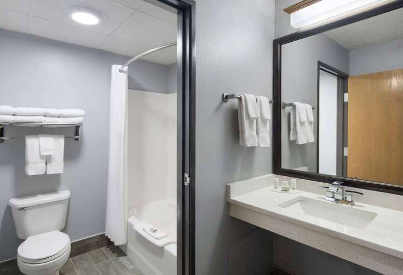 호텔 Americinn By Wyndham Stuart