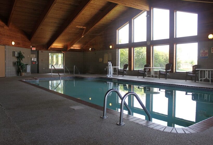 فندق Americinn By Wyndham West Burlington