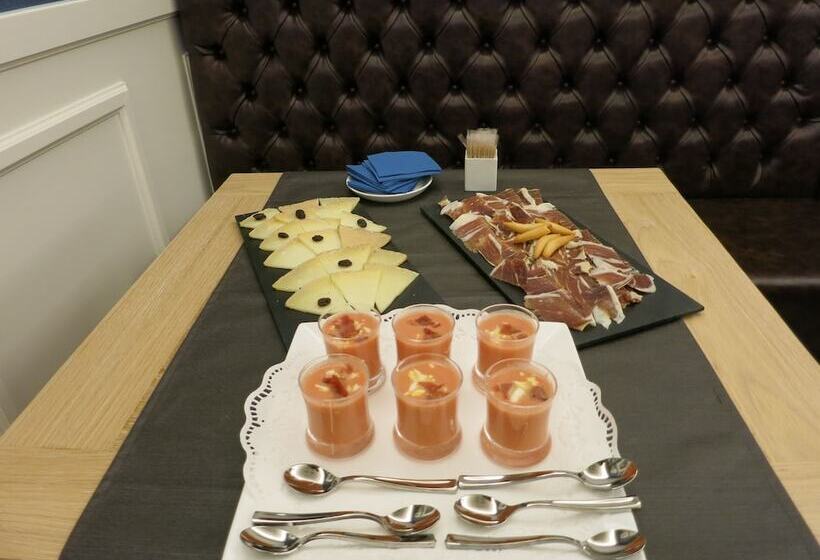 فندق Boutique Atrio