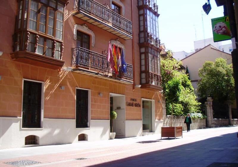 فندق Boutique Atrio