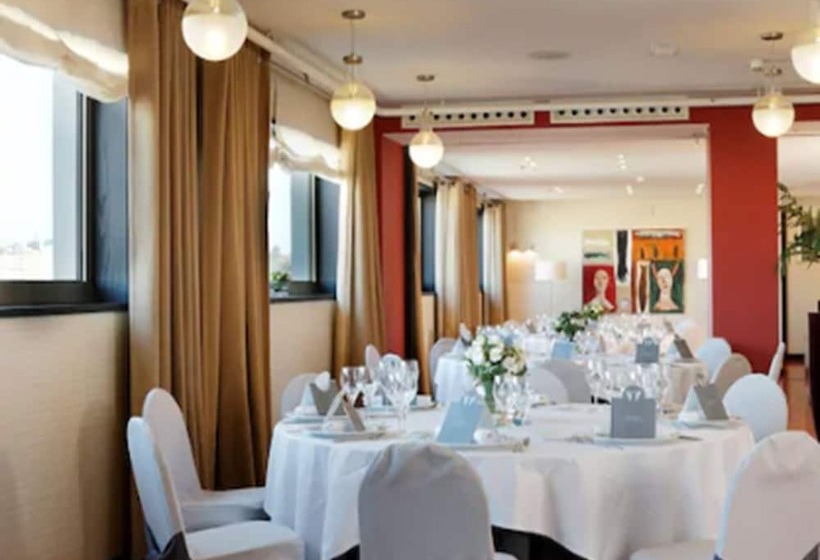 هتل Attica21 Coruna