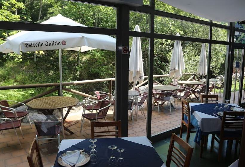 ホテル Balneario Caldas De Luna