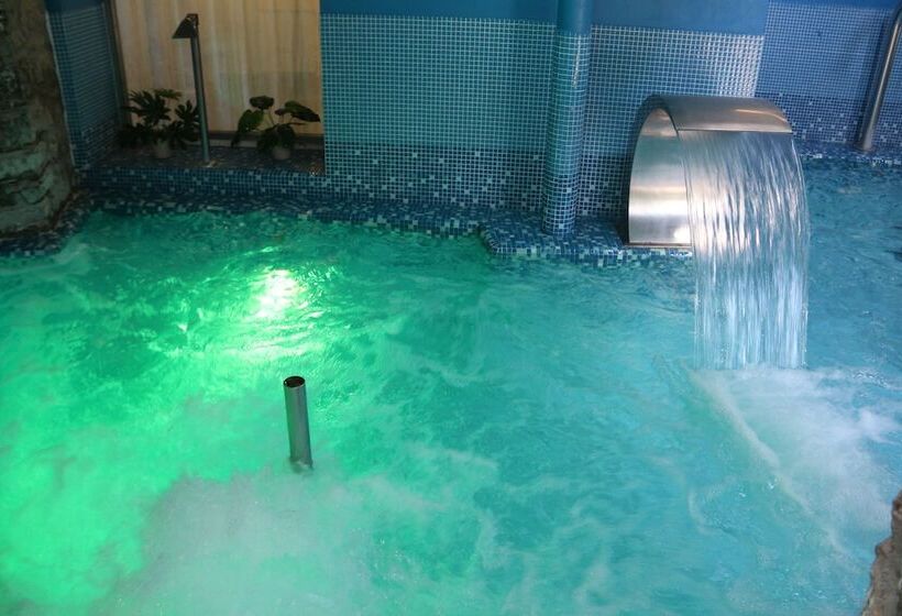 ホテル Balneario Caldas De Luna