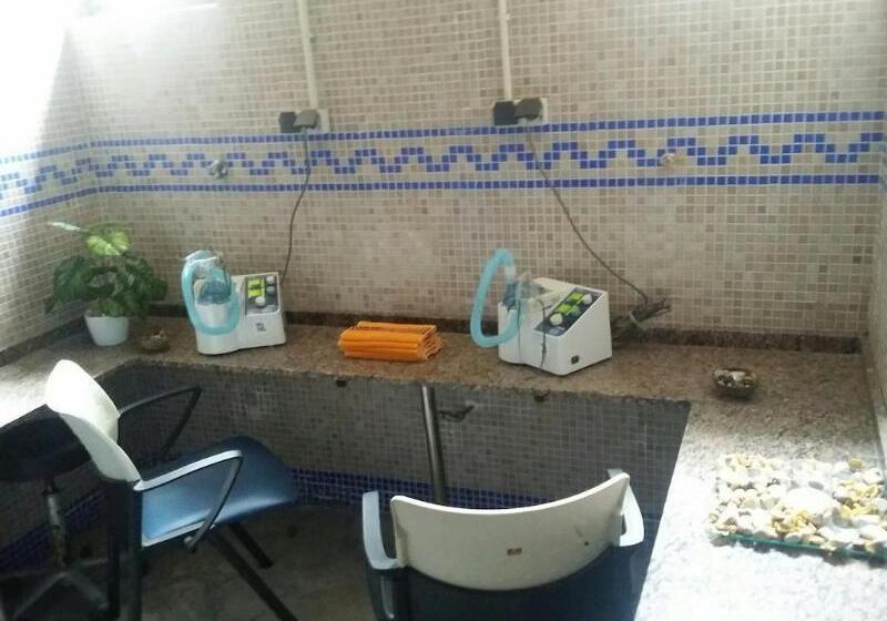 ホテル Balneario Caldas De Luna