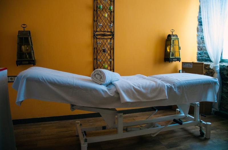 ホテル Balneario Caldas De Luna