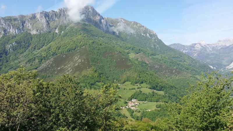 ホテル Balneario Caldas De Luna