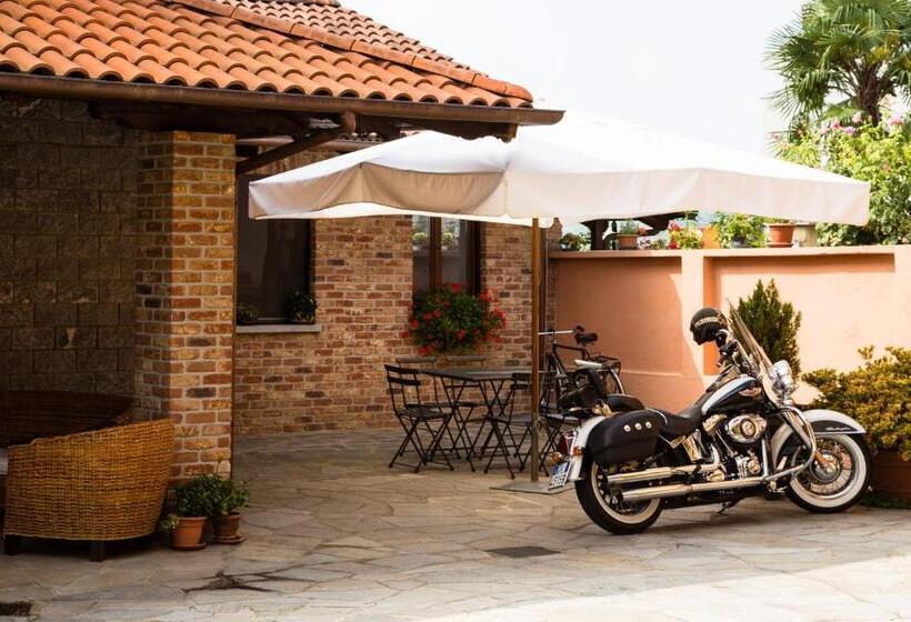 Отель Belvedere Bike