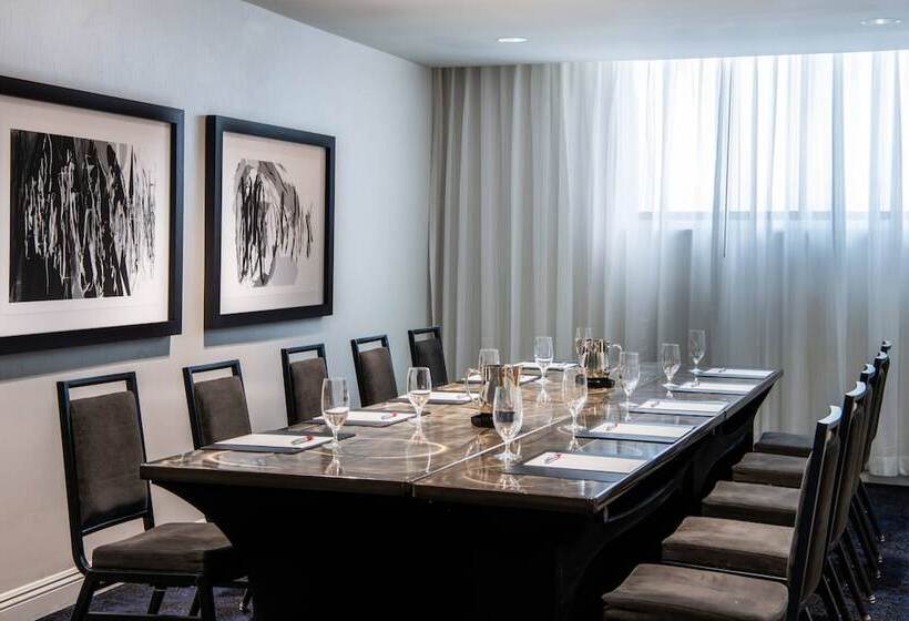 فندق Beverly Hills Marriott