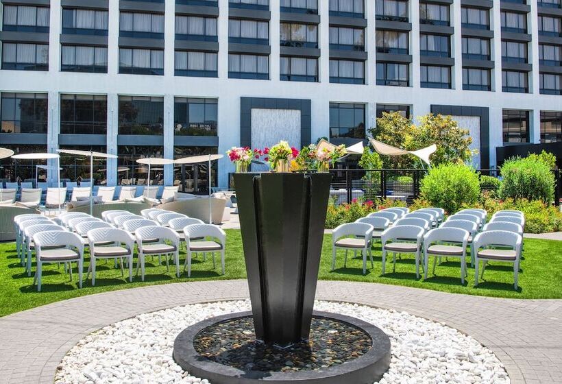 فندق Beverly Hills Marriott