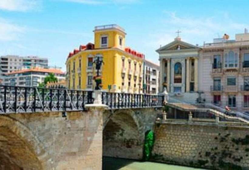 호텔 Travelodge Murcia