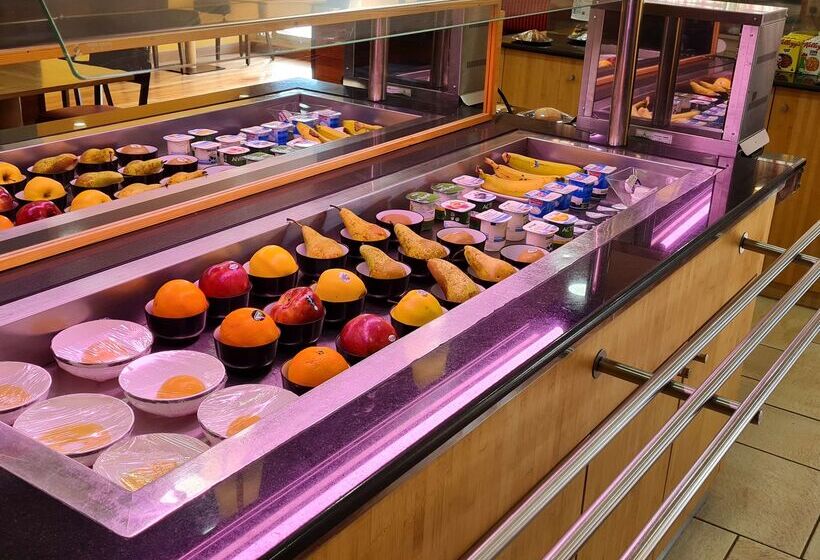 호텔 Travelodge Murcia