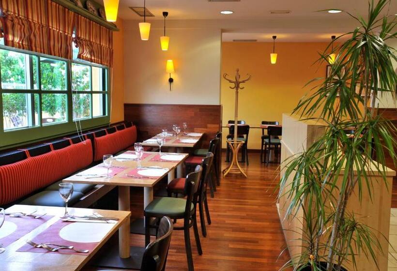 호텔 Travelodge Murcia