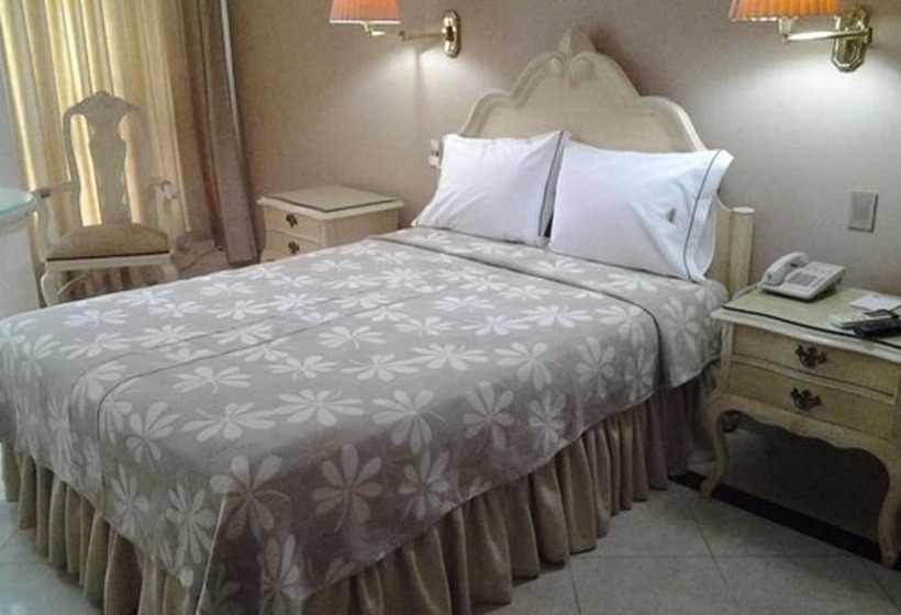 Отель Canciller