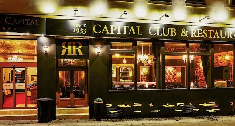 Отель Capital With Private Wellness