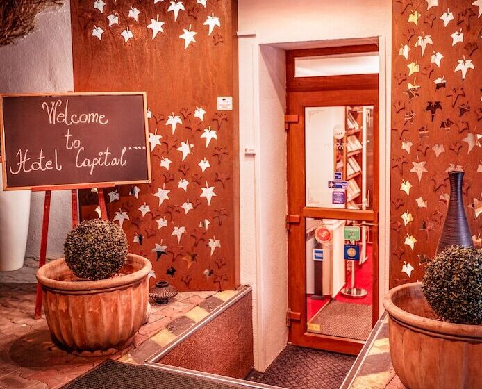 בית מלון כפרי Capital With Private Wellness