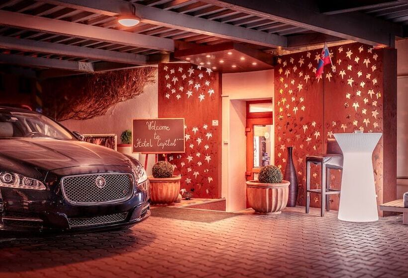 Отель Capital With Private Wellness