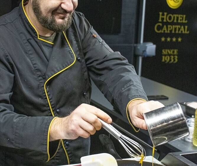 Отель Capital With Private Wellness