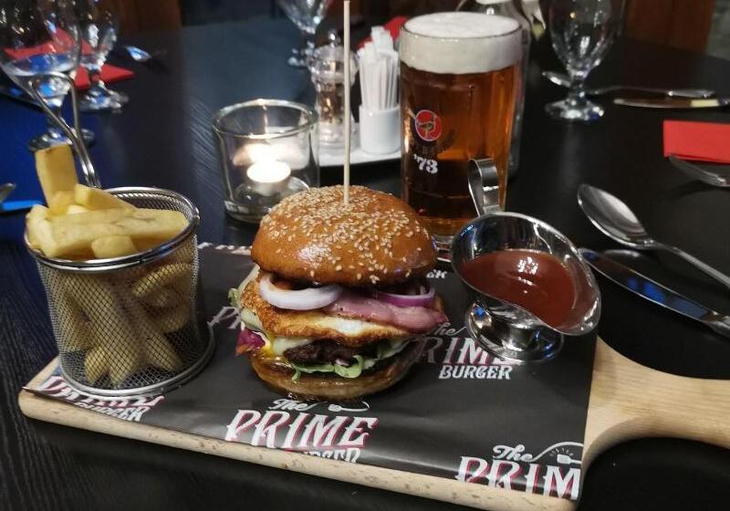 Отель Capital With Private Wellness