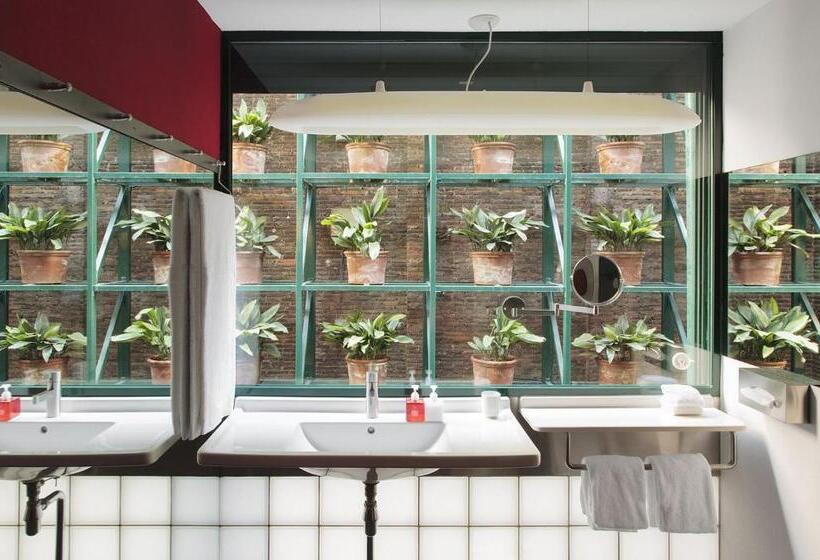 Отель Casa Camper Barcelona