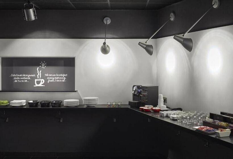 Отель Casa Camper Barcelona