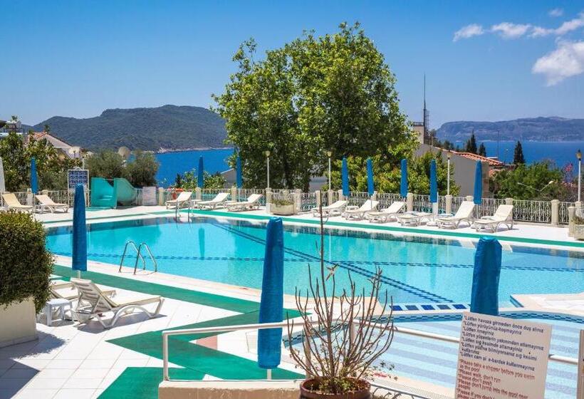 Отель Club Phellos