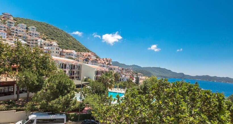 Отель Club Phellos