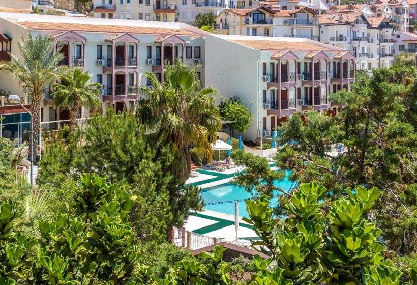 Отель Club Phellos