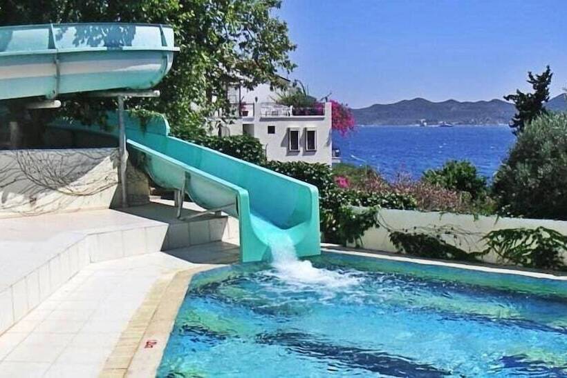 Отель Club Phellos