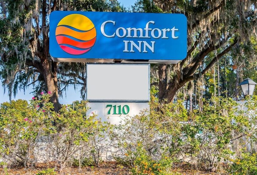 בית מלון כפרי Comfort Inn