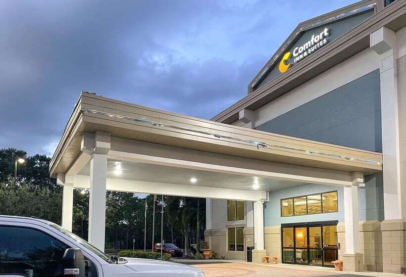 בית מלון כפרי Comfort Inn & Suites Sarasota I75