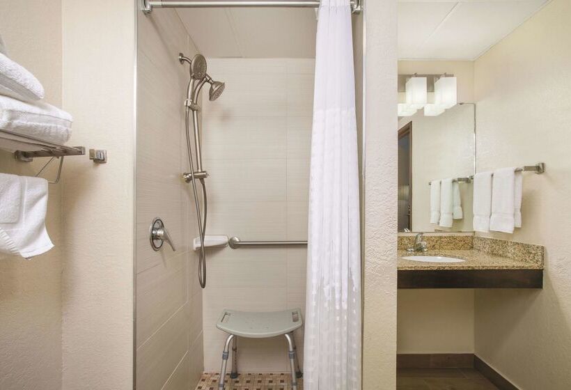 فندق Comfort Inn & Suites Sarasota I75