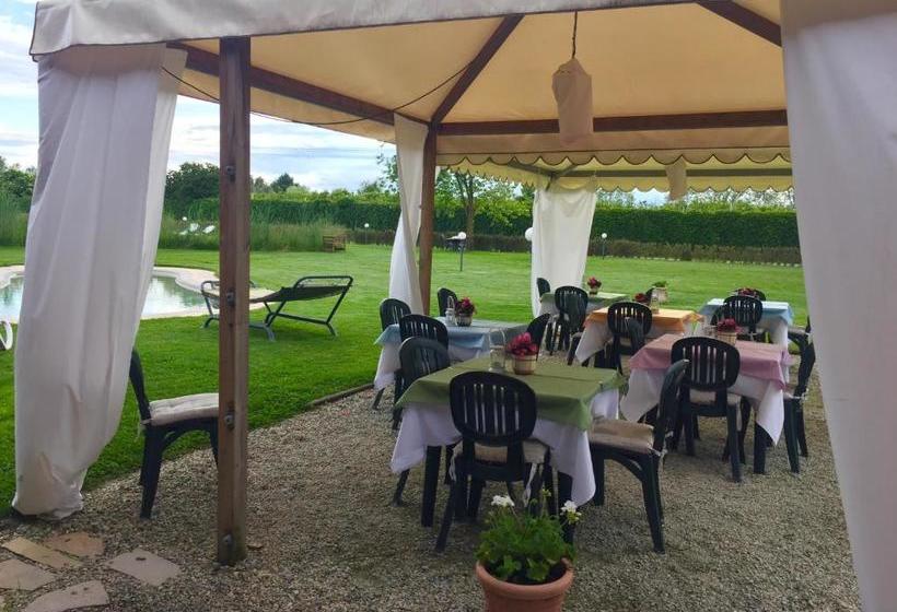 فندق Albergo Cosmera